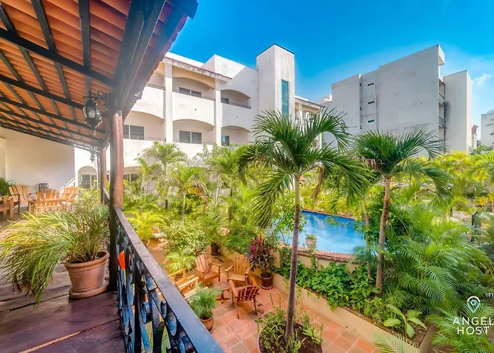 Walk To 5th Ave & - Pools, Balcony & Parking Apartamento Playa del Carmen